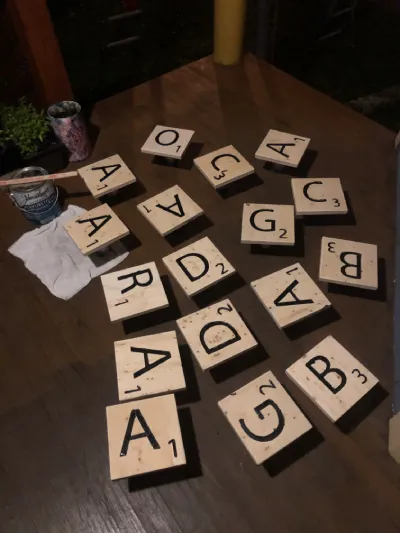 Big Scrabble image G